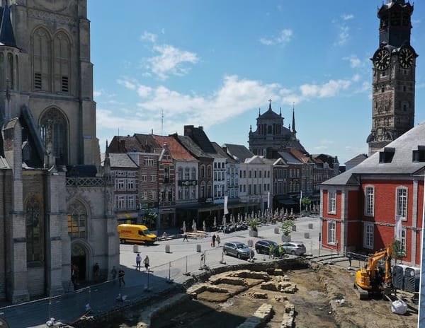 Exploring Urbanization and Genetic Homogenization in Medieval Sint-Truiden